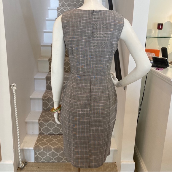 Fab Work Dress in Classic Plaid - Picture 3 of 3